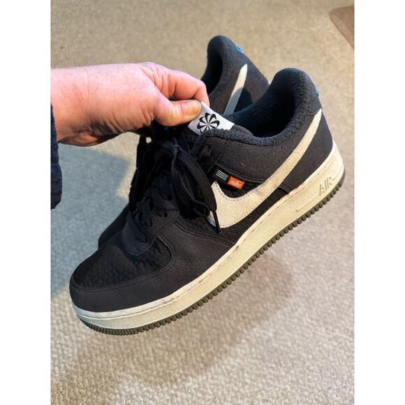 Nike Air Force 1 '07 LV8 NN Men's Sz M 11 Black/White “Toasty DC8871-001 - Picture 1 of 11